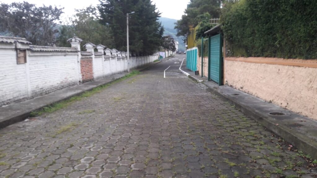 Vista adicional de terreno en venta en Alangasi, Quito, Pichincha