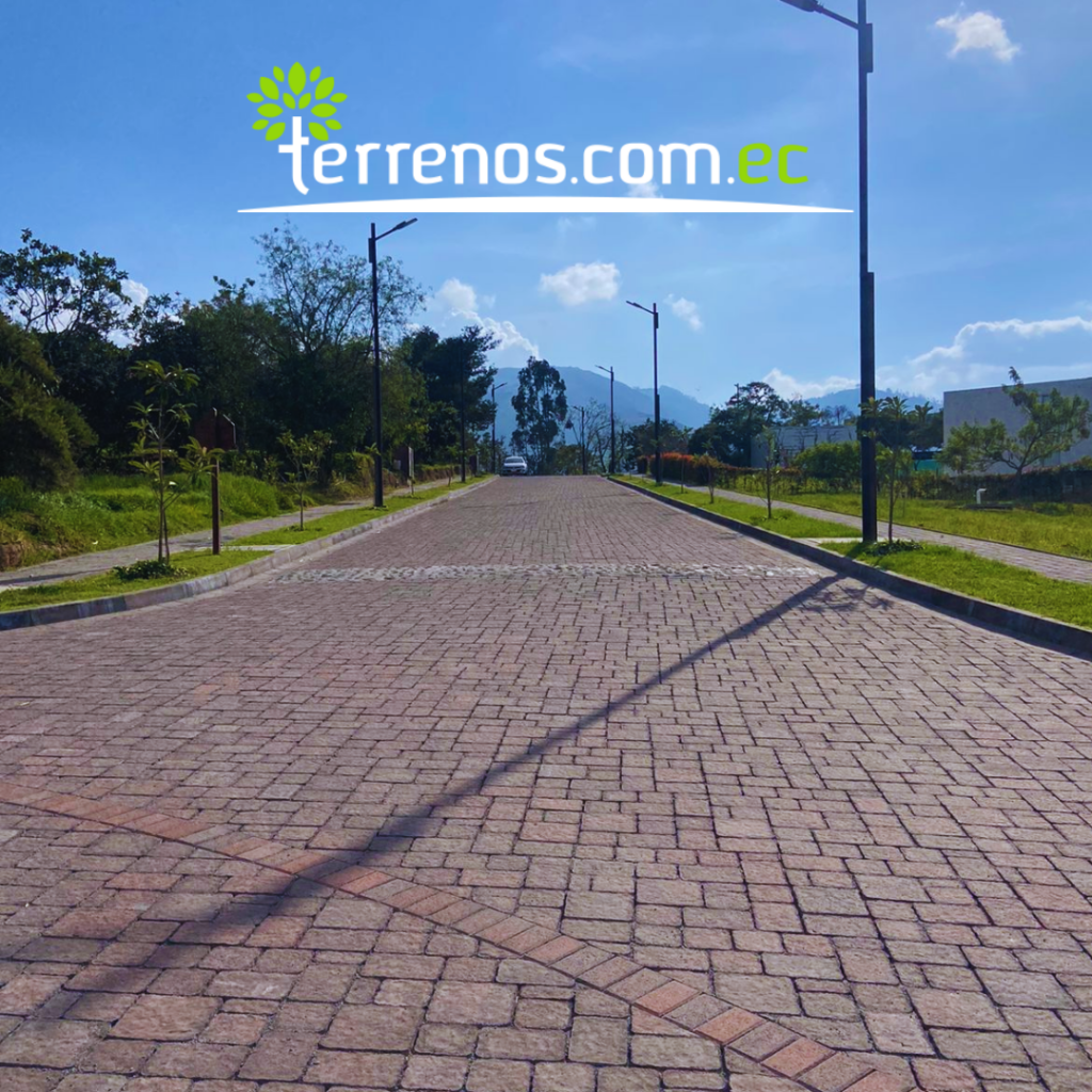 Vista adicional de terreno en venta en Tumbaco, Quito, Pichincha
