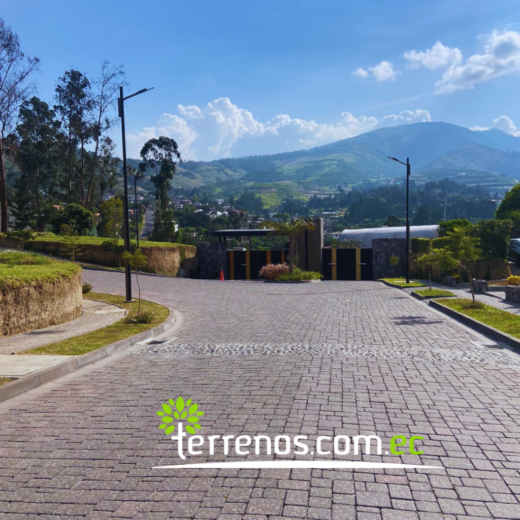 Vista adicional de terreno en venta en Tumbaco, Quito, Pichincha