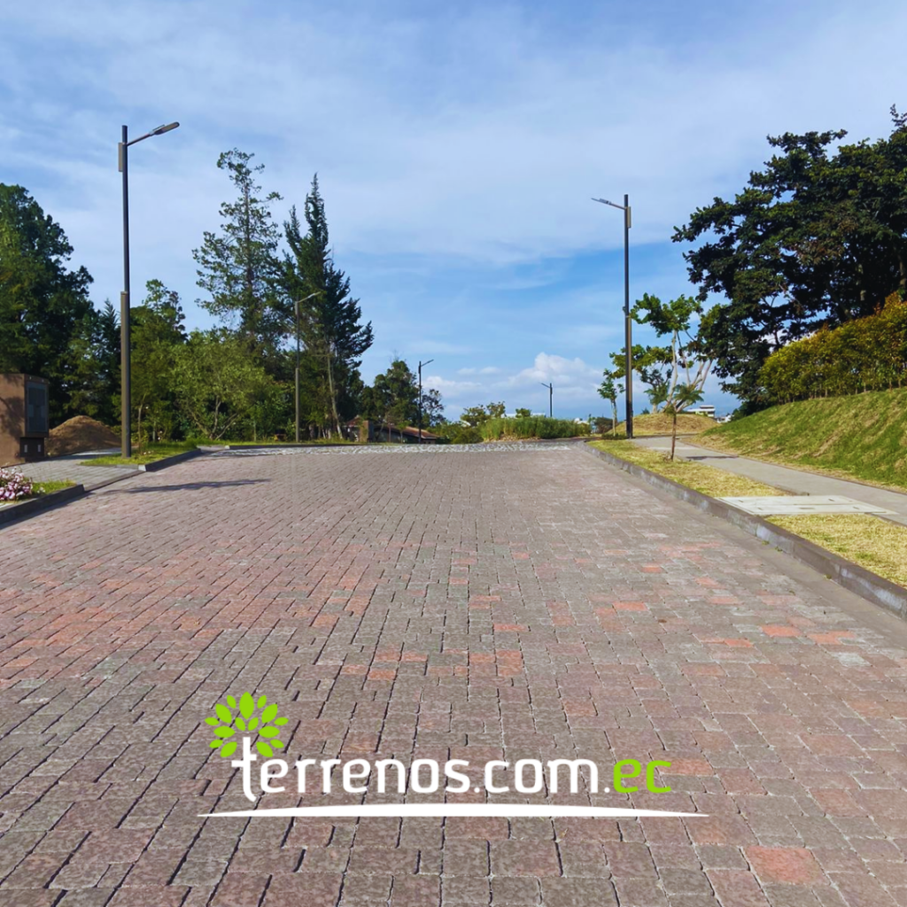 Vista adicional de terreno en venta en Tumbaco, Quito, Pichincha