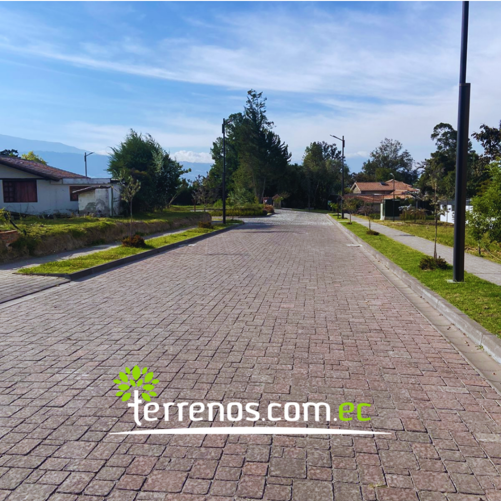 Vista adicional de terreno en venta en Tumbaco, Quito, Pichincha