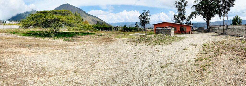 Vista adicional de terreno en venta en Mitad del Mundo, Quito, Pichincha