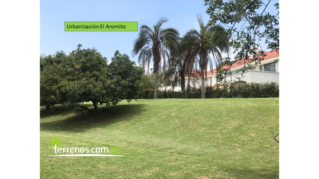 Vista adicional de terreno en venta en Cumbayá, Quito, Pichincha