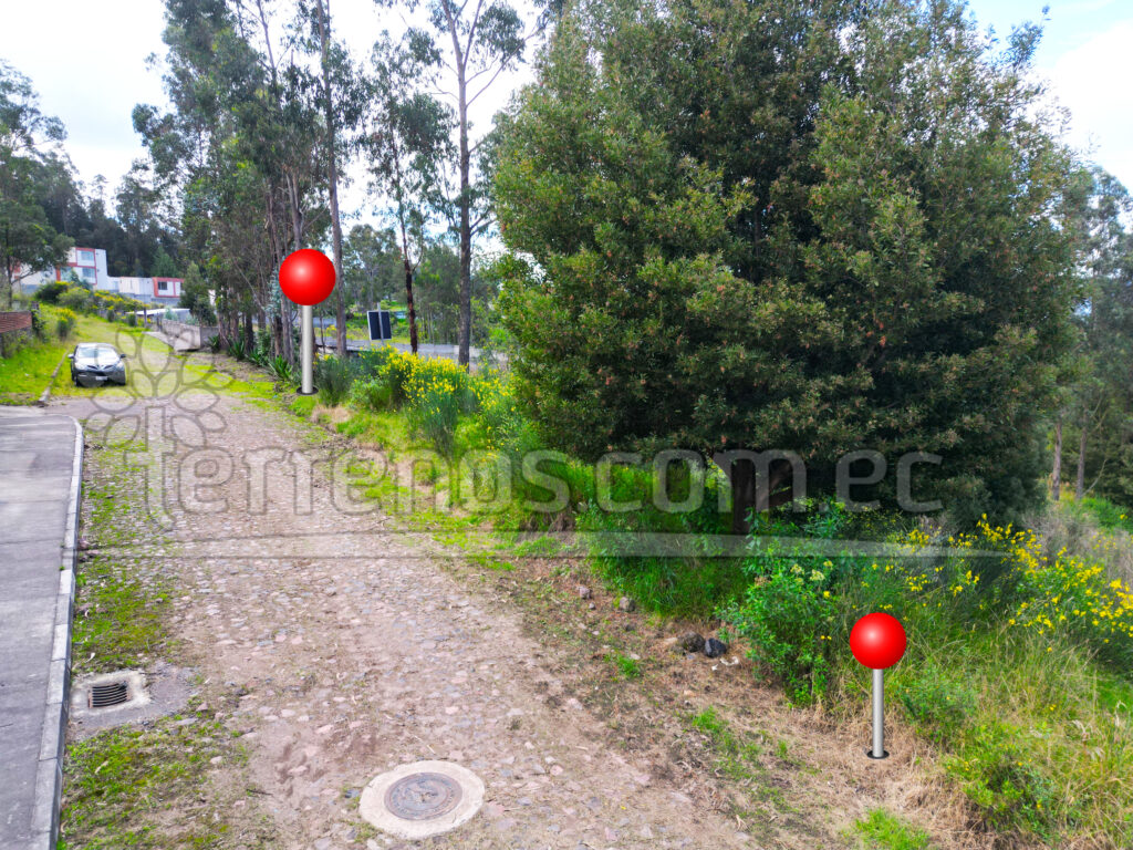 Vista adicional de terreno en venta en Conocoto, Quito, Pichincha