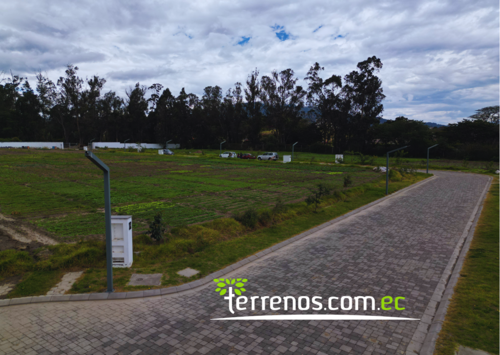 Vista adicional de terreno en venta en Tumbaco, Quito, Pichincha