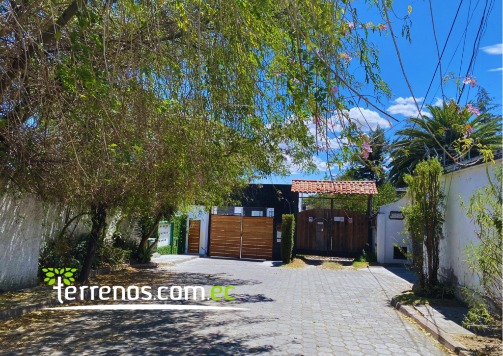 Vista adicional de terreno en venta en Tumbaco, Quito, Pichincha