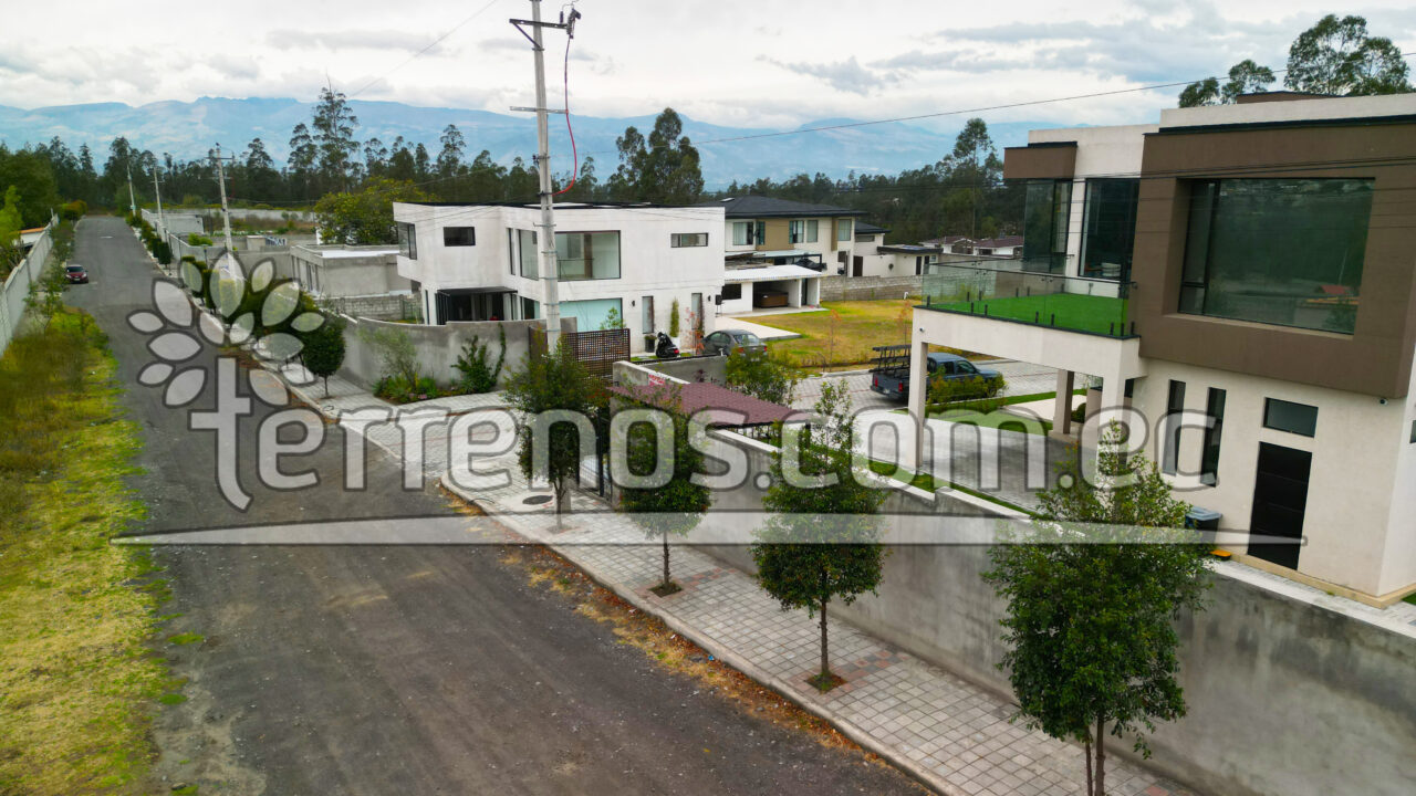 Mesa de trabajo 3