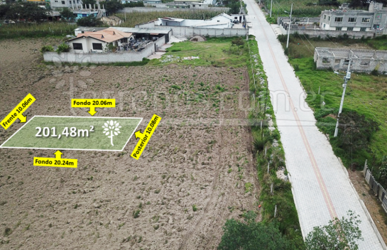 Terreno independiente de venta en Llano Grande 201 m² sector Calderón