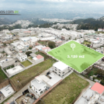 Vista adicional de terreno en venta en Quito, Pichincha
