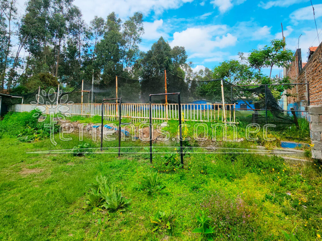 Vista adicional de terreno en venta en Quito, Pichincha