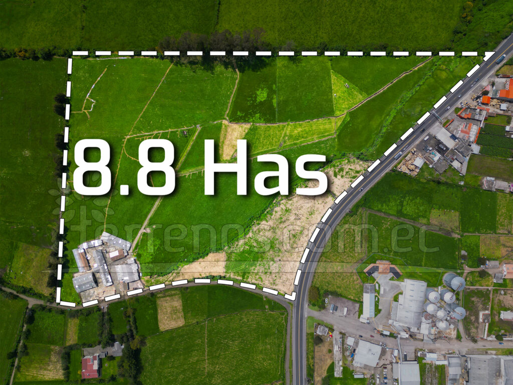 Vista adicional de terreno en venta en Quito, Pichincha
