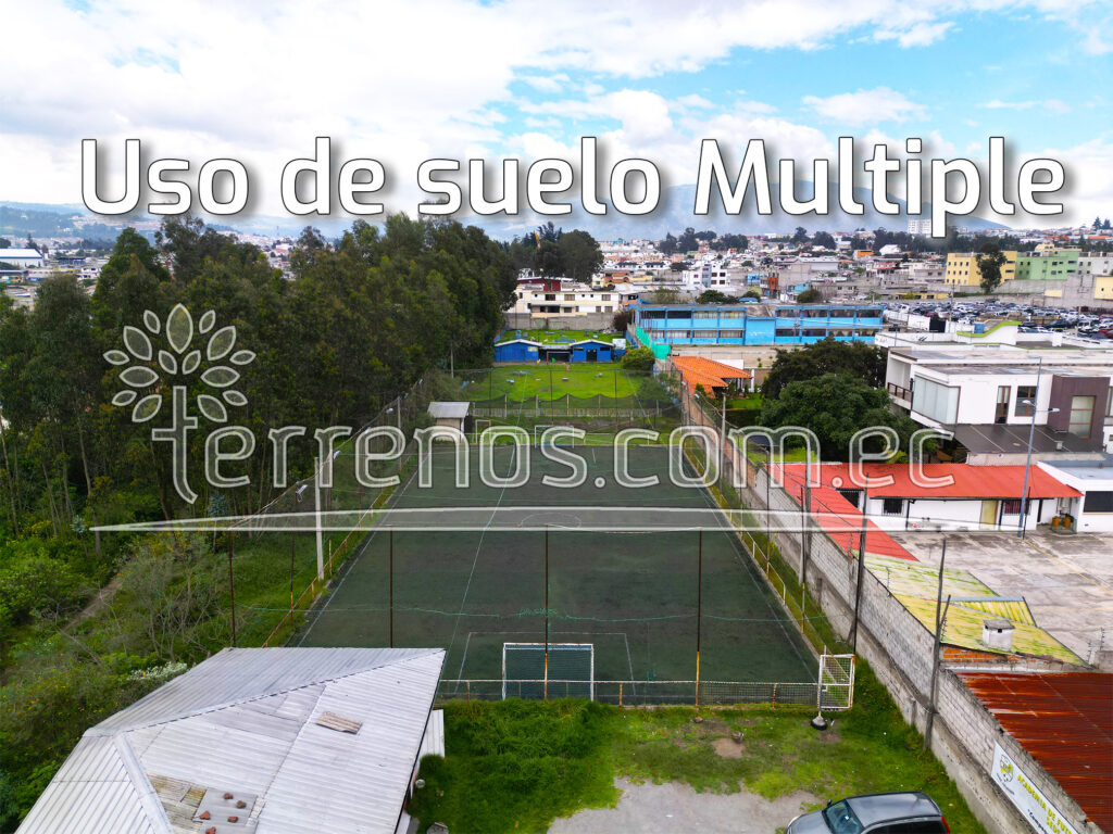 Vista adicional de terreno en venta en Quito, Pichincha