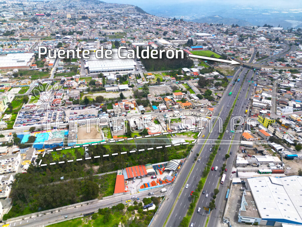 Vista adicional de terreno en venta en Quito, Pichincha