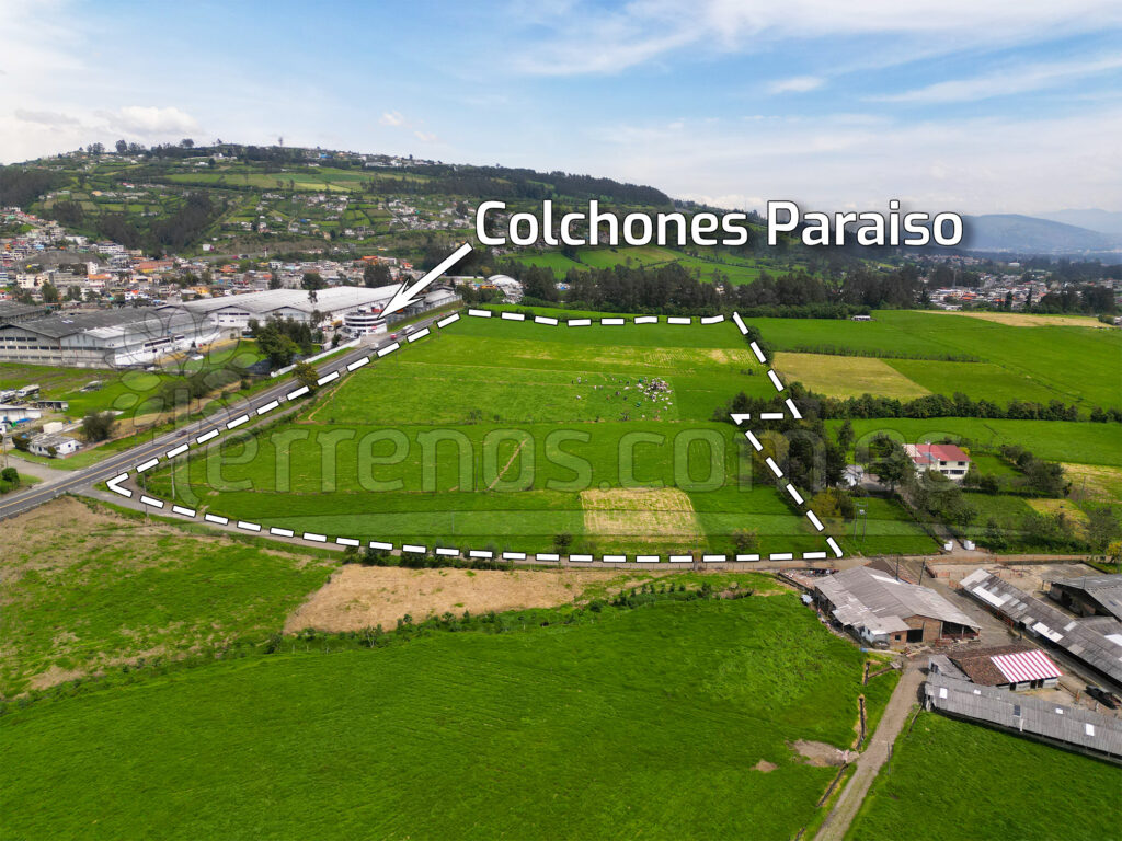 Vista adicional de terreno en venta en Quito, Pichincha