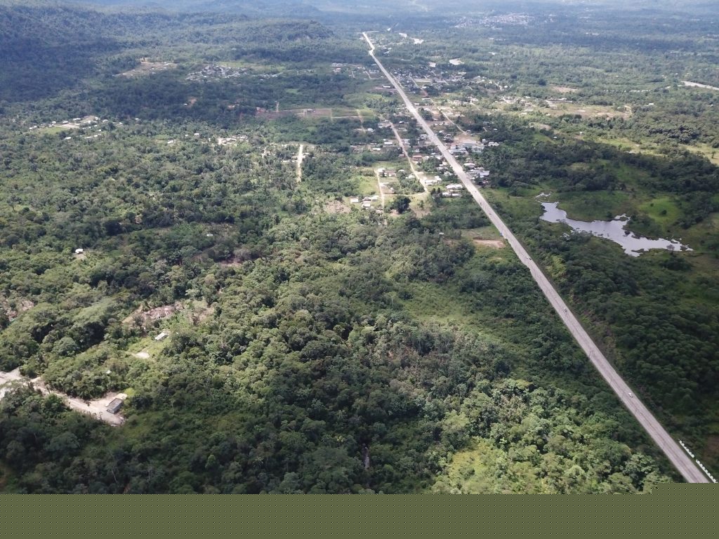 Vista adicional de terreno en venta en El Tena, Napo