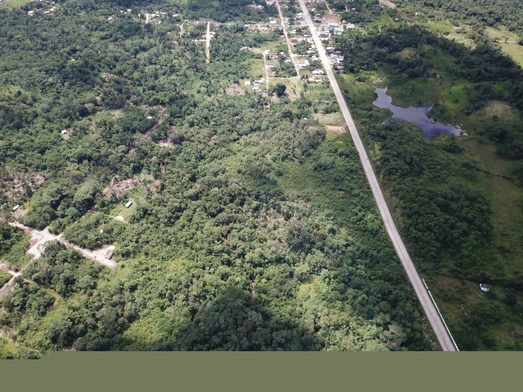 Vista adicional de terreno en venta en El Tena, Napo