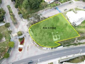 Terreno de Venta en Cumbayá 1330 m2 urbanización Rincón del Valle, Miravalle