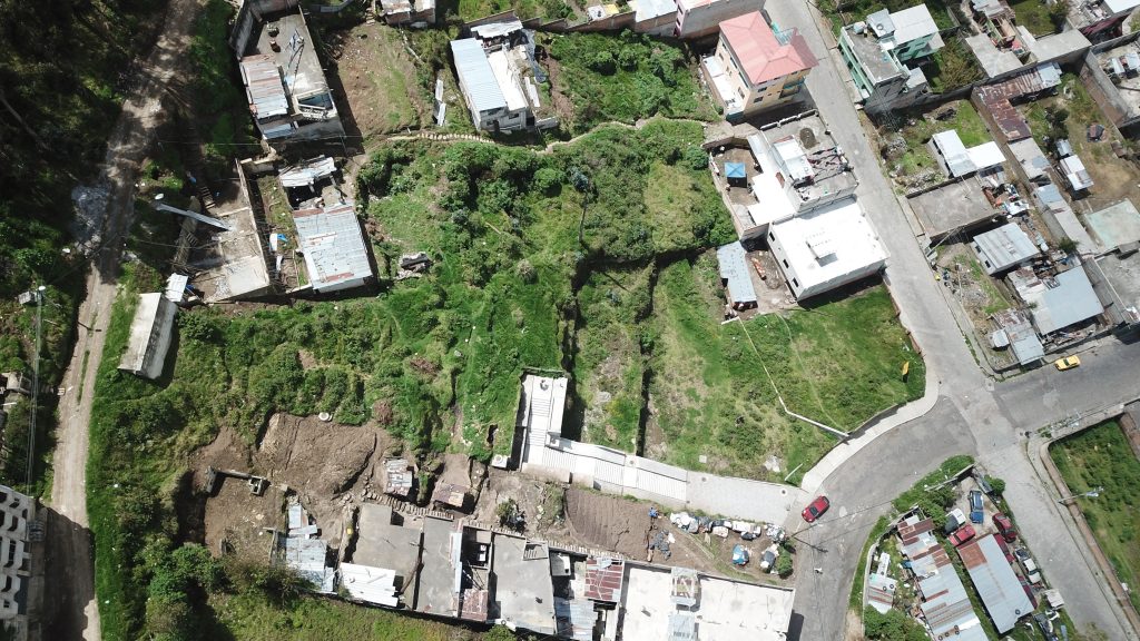 Vista adicional de terreno en venta en Mitad del Mundo, Quito, Pichincha