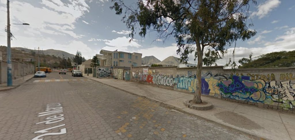 Vista adicional de terreno en venta en Mitad del Mundo, Quito, Pichincha
