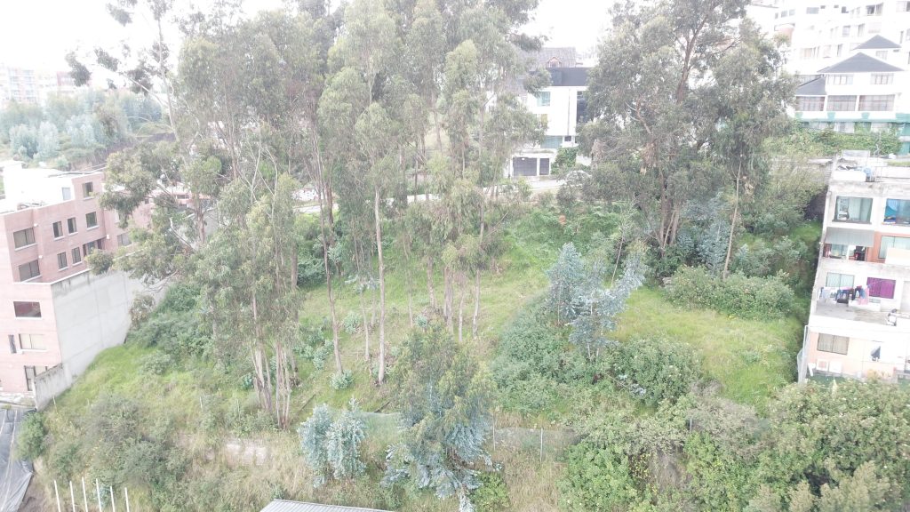 Vista adicional de terreno en venta en El Bosque, Quito, Pichincha