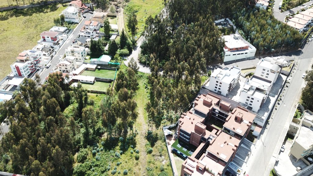Vista adicional de terreno en venta en Iñaquito Alto, Quito, Pichincha