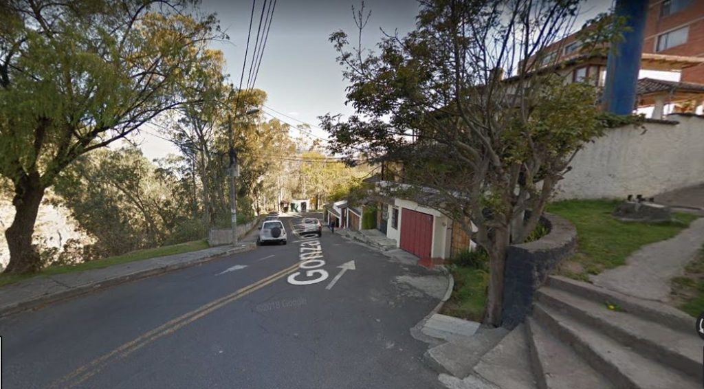 Vista adicional de terreno en venta en González Suárez, Quito, Pichincha