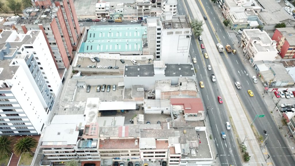 Vista adicional de terreno en venta en Granda Centeno, Quito, Pichincha