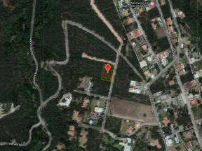 Terreno en venta 1.362 m2 , Urbanización Viña del Río (esquinero), dentro de la Viña.