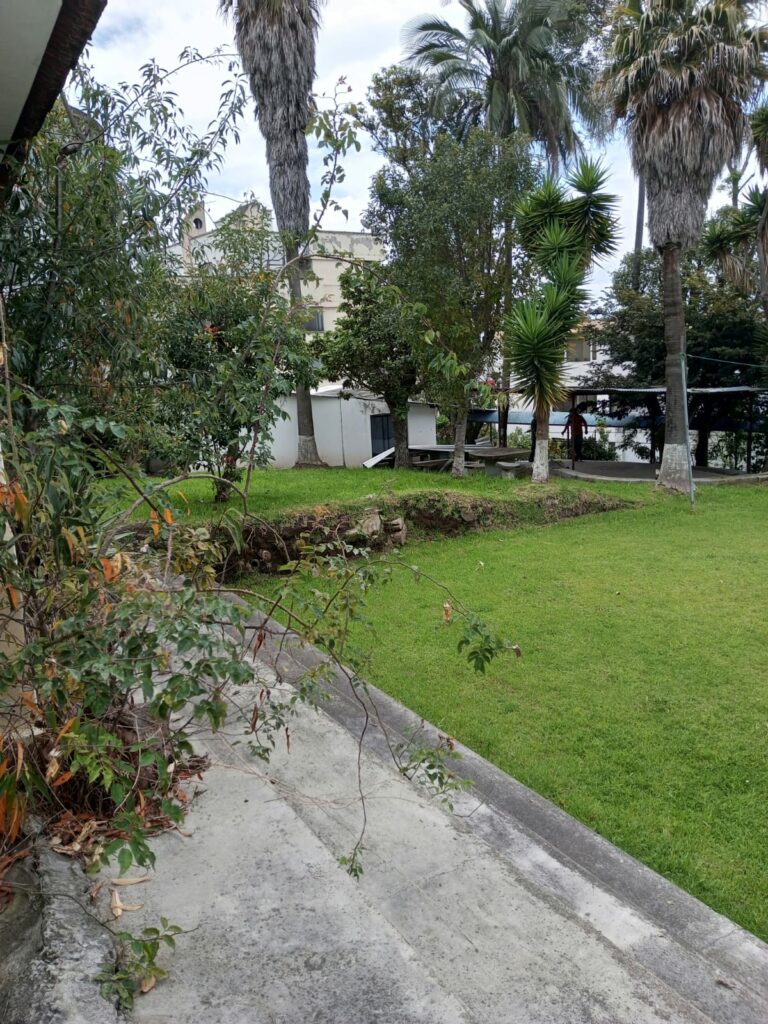Vista adicional de terreno en venta en Rumipamba, Quito, Pichincha