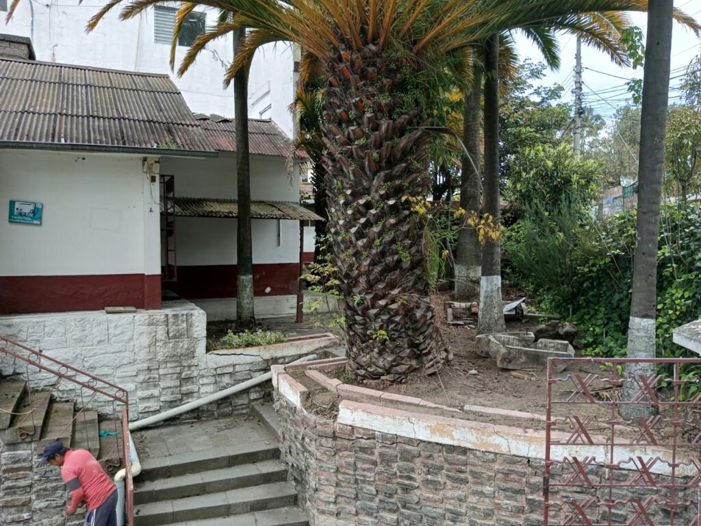 Vista adicional de terreno en venta en Rumipamba, Quito, Pichincha
