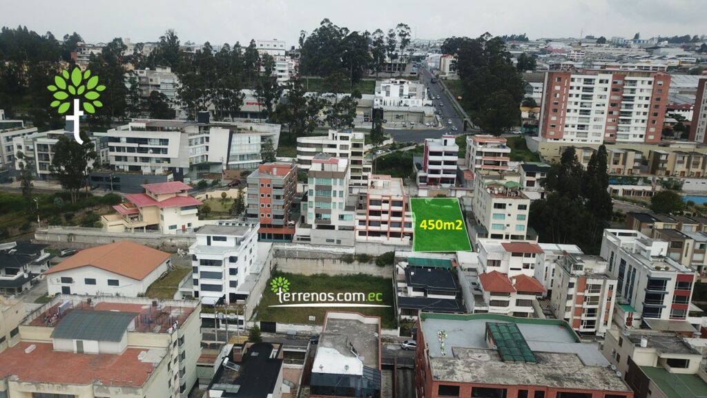 Vista adicional de terreno en venta en Ponceano, Quito, Pichincha