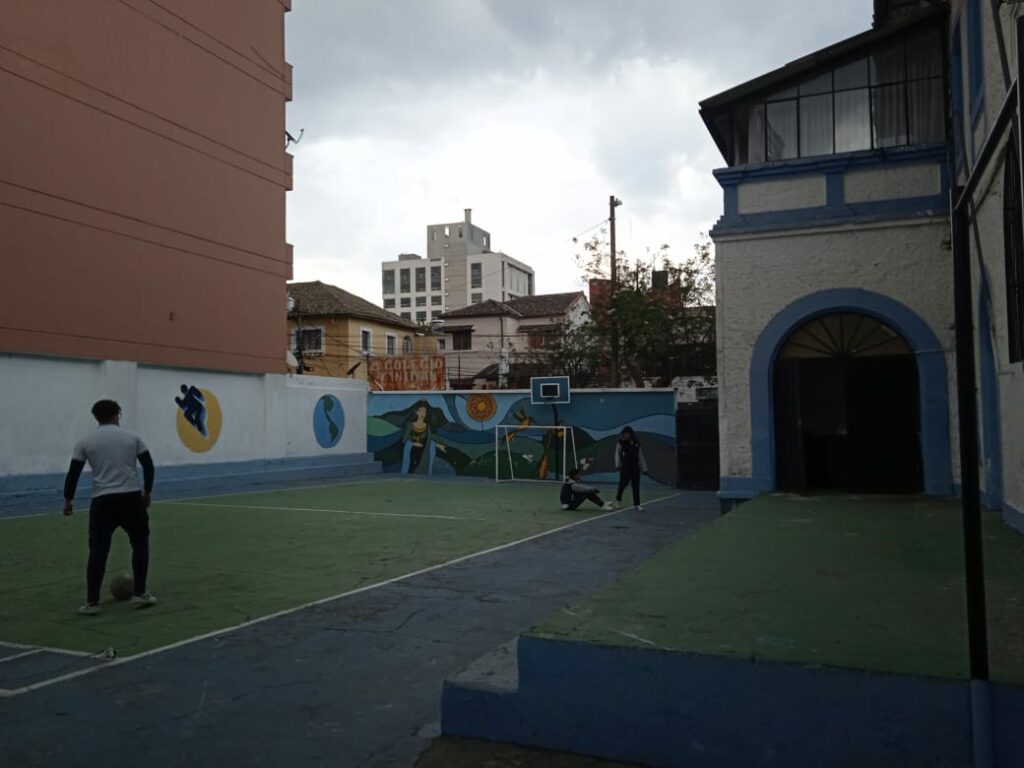 Vista adicional de terreno en venta en Quito, Pichincha