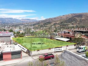 Terreno de venta en Cumbayá 2.000 m², La Primavera cerca a la Ruta Viva