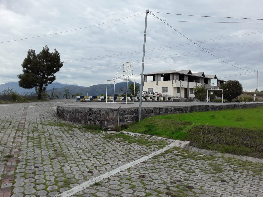 Vista adicional de terreno en venta en La Merced, Quito, Pichincha
