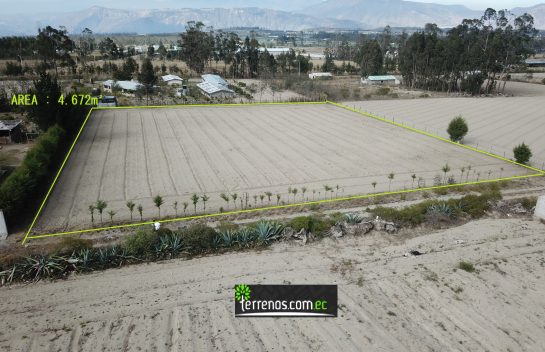 Terreno de venta 4.672m2 Machilgui a 45 minutos de Quito.