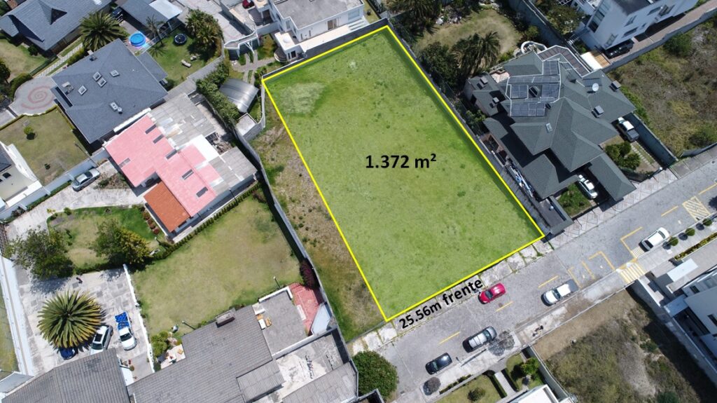 Terreno en venta en Monteserrin, Quito, Pichincha