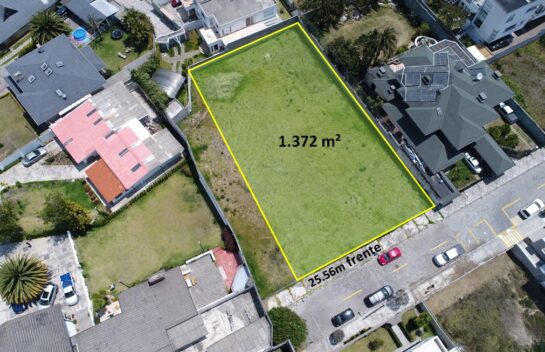 Terreno de Venta en Monteserrín 1.372 m², Lomas de Monteserrín