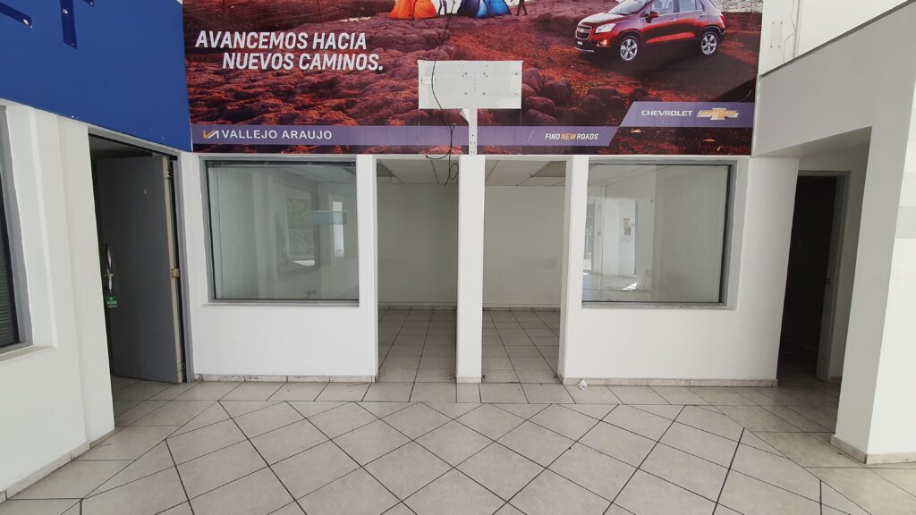 Vista adicional de terreno en venta en La Pradera, Quito, Pichincha
