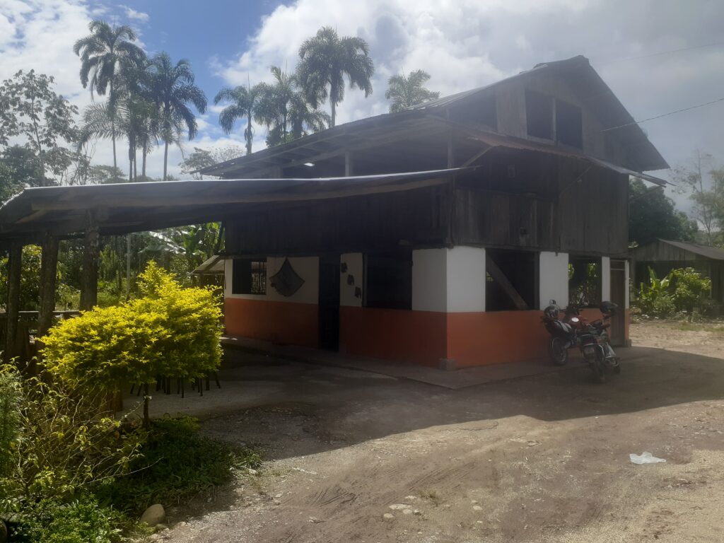Vista adicional de terreno en venta en El Tena, Napo