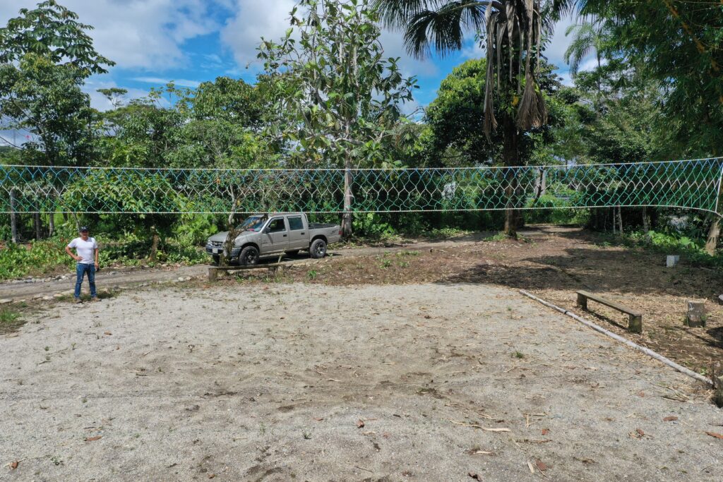 Vista adicional de terreno en venta en El Tena, Napo