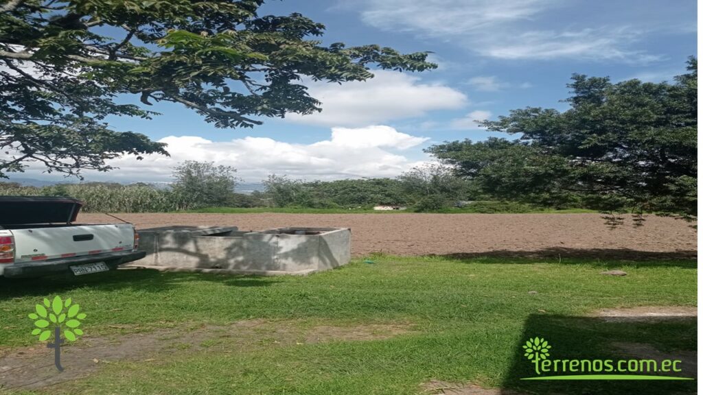 Vista adicional de terreno en venta en Tababela, Quito, Pichincha