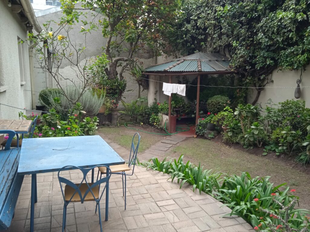 Vista adicional de terreno en venta en La Floresta, Quito, Pichincha