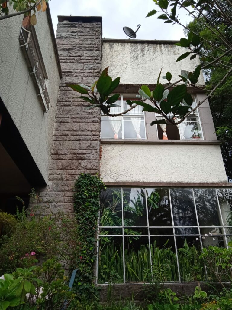 Vista adicional de terreno en venta en La Floresta, Quito, Pichincha