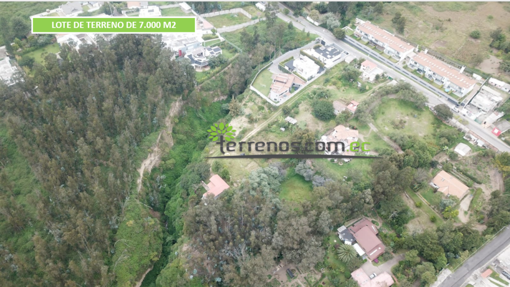 Vista adicional de terreno en venta en Cumbayá, Quito, Pichincha