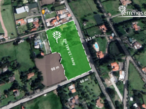 Terreno de venta en Puembo 13.441 m2, plano con tres amplios frentes.