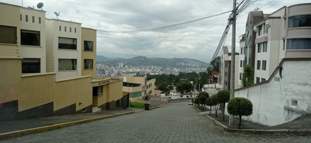 Vista adicional de terreno en venta en Iñaquito Alto, Quito, Pichincha