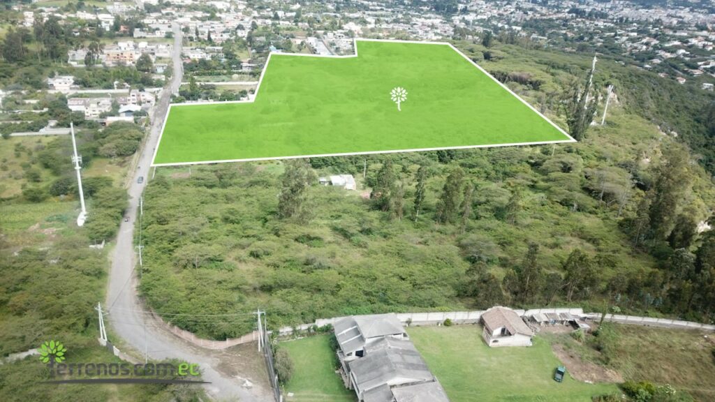 Vista adicional de terreno en venta en Quito, Pichincha