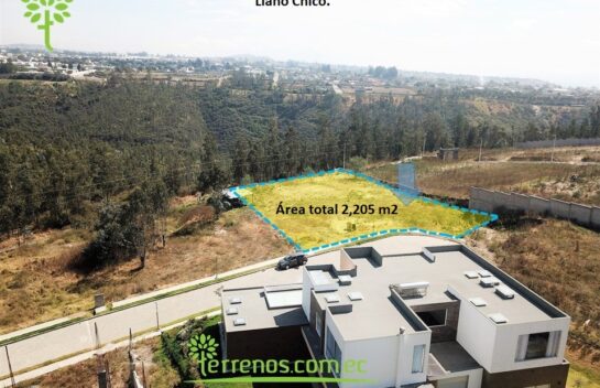 Terreno de Venta en Llano Chico 2.205 m2 urbanización privada Conjunto Tupirosa (bifamiliar)