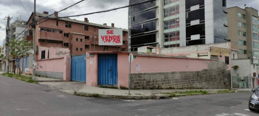 Vista adicional de terreno en venta en La Mariscal 10A a 6D, Quito, Pichincha
