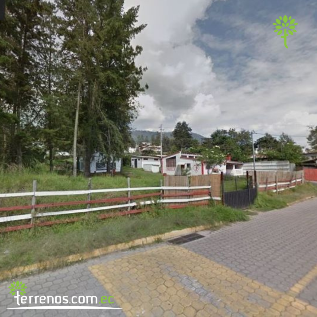 Vista adicional de terreno en venta en Cumbayá, Quito, Pichincha